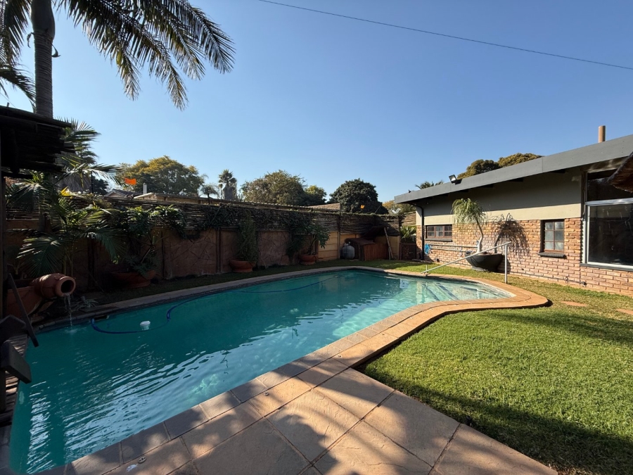 5 Bedroom Property for Sale in Schoemansville North West